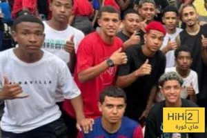 صورة دور رافينيا خارج الملعب