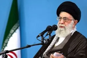 السيد الخامنئي العالم بحاجة إلى نظام عادل