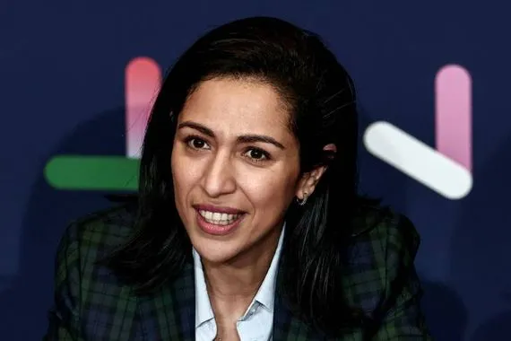 فرنسا تفتح تحقيقا على خلفية دمى جنسية طفولية الملامح