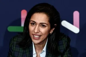 فرنسا تفتح تحقيقا على خلفية دمى جنسية طفولية الملامح