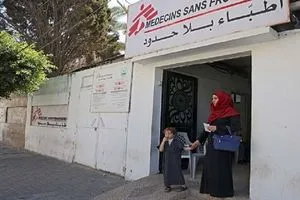 الكيان الصهيوني يعلق عمل أكثر من 20 منظمة إنسانية في غزة