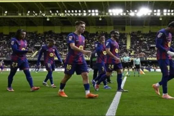 نجم برشلونة في صدارة أغلى لاعبي العالم لعام 2025