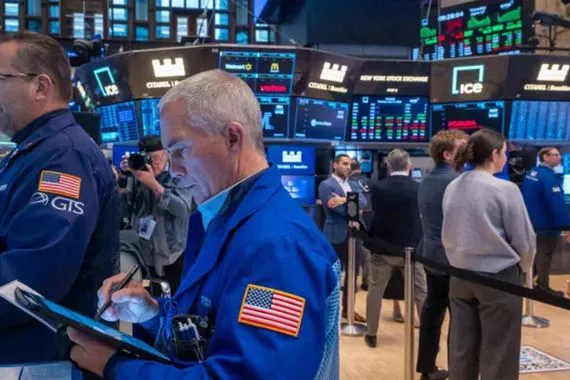 البورصات العالمية تقترب من إنهاء 2025 على مكاسب قوية