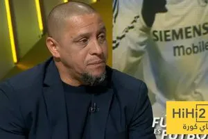 أسطورة ريال مدريد يخضع لعملية قلب طارئة