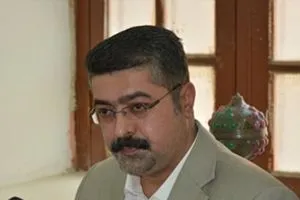 في الهواء الطلق 
شرف الخصومة مرة أخرى