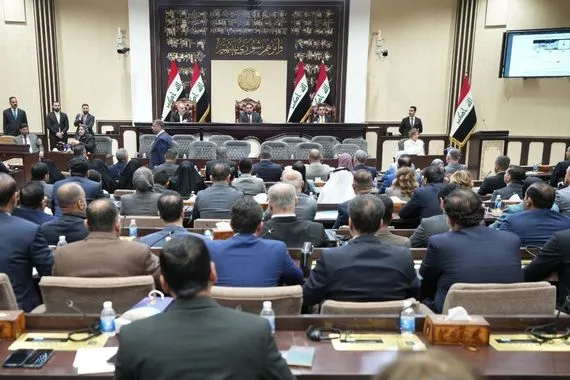 انهاء الفقرة الأولى البرلمان يمضي بنظامه الداخلي دون تعديل