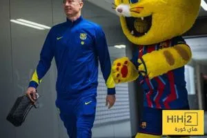 ليفاندوفسكي يقبل دوره الجديد في برشلونة