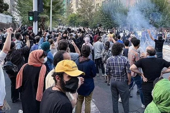 المدعي العام لطهران كل من يحمل السلاح سيحاكم وكالة الانباء العراقية واع