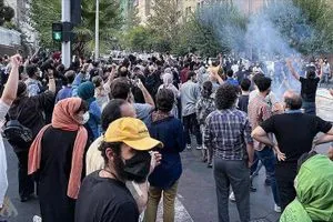 المدعي العام لطهران كل من يحمل السلاح سيحاكم وكالة الانباء العراقية واع