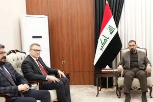 رئيس البرلمان والسفير التركي يبحثان سبل تعزيز التعاون الأمني والاقتصادي وملف المياه