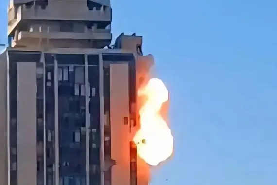 مسيّرات انتحارية تستهدف مقارّ حكومية في حلب و قسد تنفي مسؤوليتها شفق نيوز