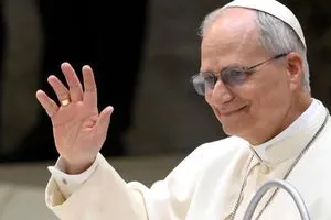 بابا الفاتيكان يدعو إلى الحوار والسلام بشأن إيران وسوريا شفق نيوز