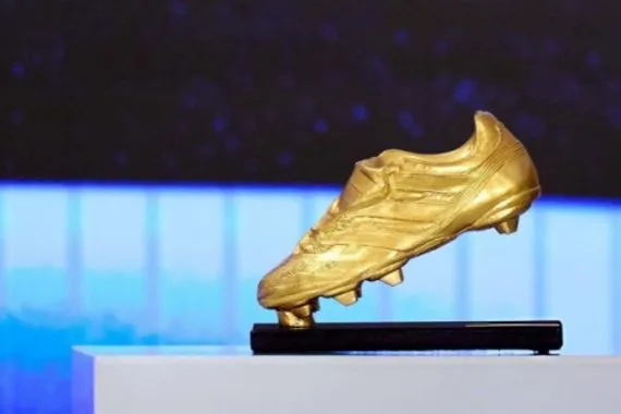 صراع ثلاثي على الحذاء الذهبي 2025 2026