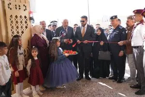 ثلاثة طوابق ومختبرات وقاعة اجتماعات محافظ ميسان يفتتح مدرسة الثورة بعد تأهيلها وكالة الانباء العراقية واع