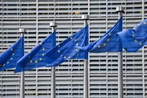 روبي يطلق تحذيراً استحواذ ترامب على غريتلاند يعني نهاية الناتو