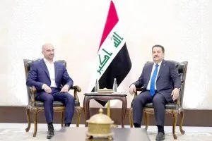 السوداني يلتقي الطالباني ووزير الصدر يحذّّر من زج التيار بالحكومة