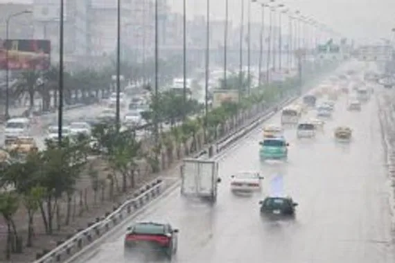 أمانة بغداد تفعّل خطة الطوارئ لتصريف مياه الأمطار