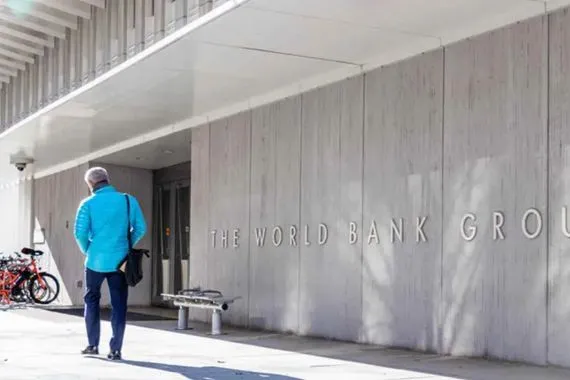 البنك الدولي الاقتصاد العالمي يواصل النمو خلال 2026 رغم ضغوط الرسوم