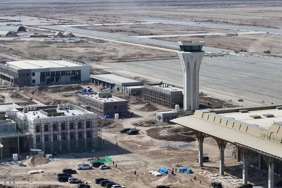 أمانة مجلس الوزراء تكشف تفاصيل مشروع مطار الناصرية بسعة 750 ألف مسافر