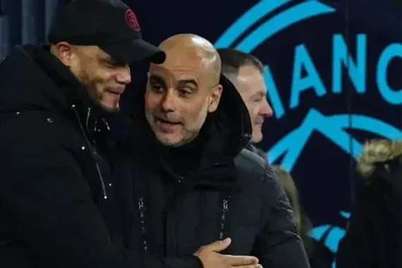 ماذا قال كومباني عن المقارنة مع غوارديولا