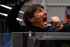 كونتي يواجه عقوبة الايقاف لفترة طويلة