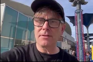 صحفي برشلوني هناك شيئ غريب يحدث داخل النادي