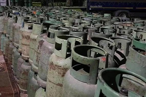 وزارة النفط أسطوانات الغاز متوفرة بكثرة وكالة الانباء العراقية واع