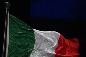 إيطاليا تدعو مواطنيها إلى مغادرة إيران فورا