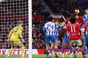 مانشستر يونايتد يلجأ الى السعودية لتعويض خسائره