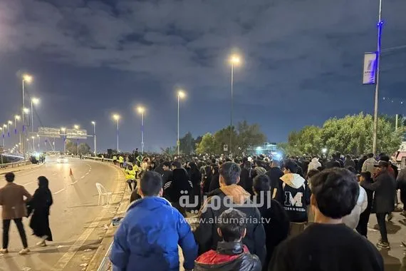 عدسة السومرية ترافق مسير الزوار نحو الكاظمية شمالي بغداد