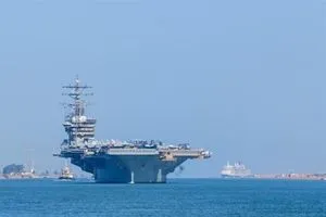 حاملة الطائرات لينكولن تنتقل إلى الشرق الأوسط