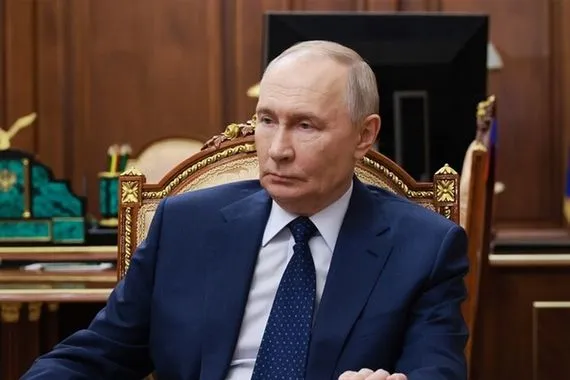 بوتين يتسلم أوراق اعتماد السفير العراقي الجديد في موسكو