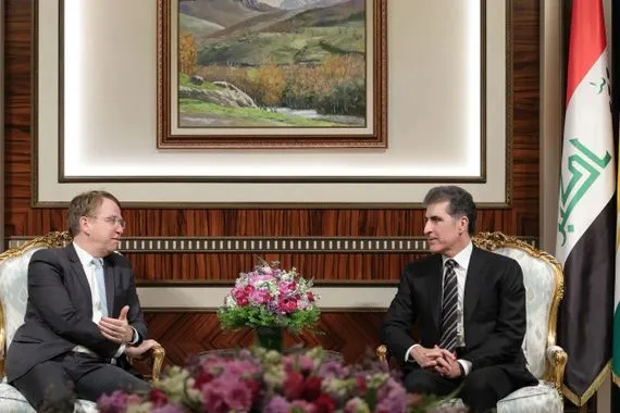 تشكيل رئاسات العراق وتطورات المنطقة على طاولة نيجيرفان بارزاني والسفير الفرنسي شفق نيوز