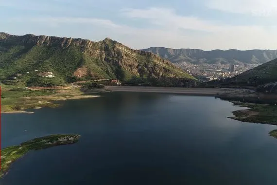 الأمطار الغزيرة ترفع مستوى مياه سد دهوك إلى أكثر من 60 شفق نيوز