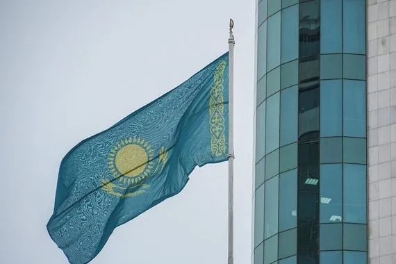 كازاخستان اجتمعنا بالأوروبيين والأمريكيين عقب الهجمات الأوكرانية على ناقلات النفط