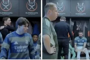صور من غرفة ملابس ريال مدريد بين شوطي مباراة السوبر تكشف الأزمة