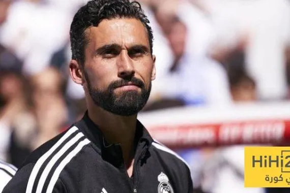 لاعب برشلونة السابق يهاجم اربيلوا