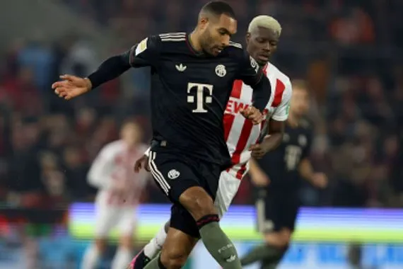 إحصائيات الشوط الأول لمباراة بايرن ميونخ وكولن