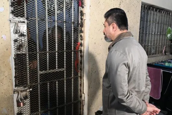 وزير العدل يوجّه بالسماح بإدخال الأدوية الخاصة بالنزيلات وفق الضوابط والتعليمات وكالة الانباء العراقية واع