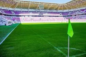 المسابقات ملعب المدينة خارج الخدمة