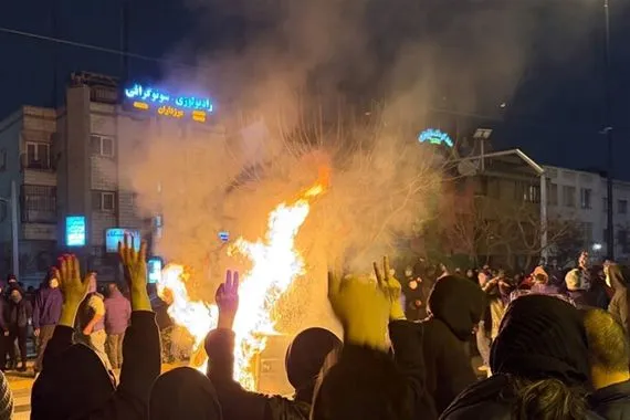 كندا تعلن مقتل أحد مواطنيها في إيران