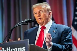 ترامب يهدد بـ قانون التمرد لإيقاف احتجاجات مينيابوليس