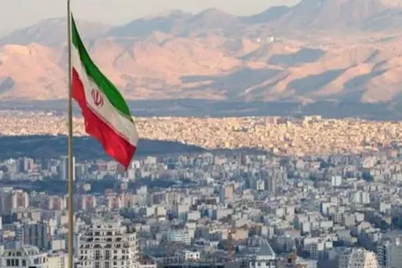 إيران تعيد فتح مجالها الجوي بعد إغلاق مؤقت شفق نيوز