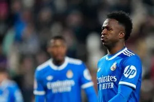 رابطة الليغا تدعم فينيسيوس