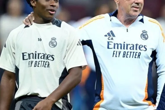 إندريك يمكنني كتابة كتاب كامل عما تعلمته من أنشيلوتي