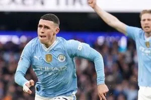 تاريخ لقاءات مانشستر يونايتد و السيتي في الدوري الانجليزي بمسماه الجديد