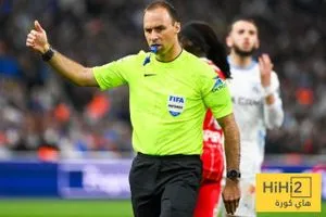 أرقام خاصة بحكم مباراة باريس وليل