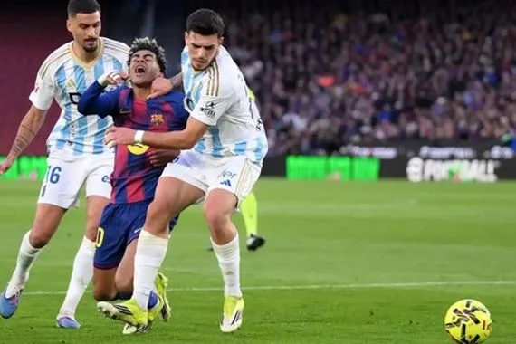 برشلونة يستعيد صدارة الليغا الإسبانية