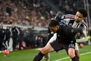 إحصائيات مباراة يوفنتوس ونابولي بعد مرور ساعة