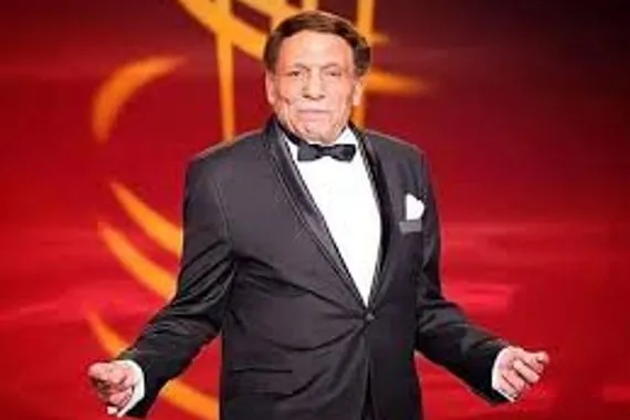 أنباء عن تدهور الحالة الصحية لعادل إمام والنقيب يوضح